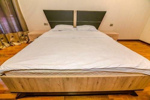 Apartamento Teatr Rashida Beibytova 2