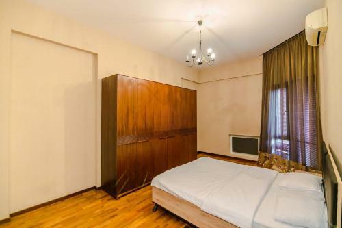 Apartamento Teatr Rashida Beibytova 2