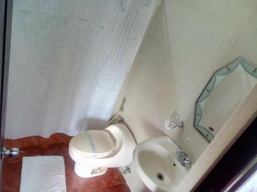 Hotel Regant Lake Village