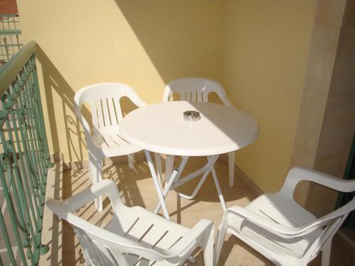 New City Center Luxury Apartment