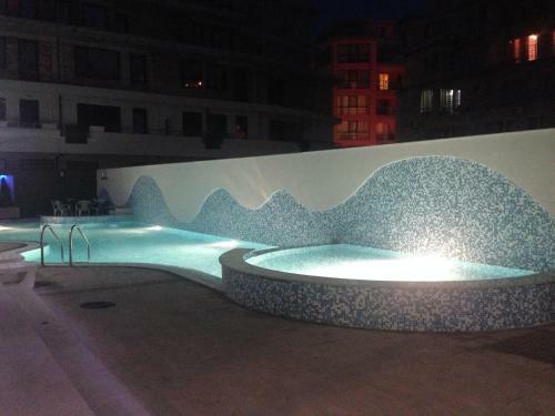 Golden Sea View Apartments