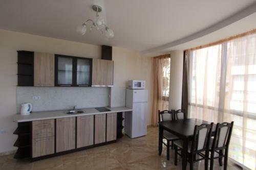 Golden Sea View Apartments