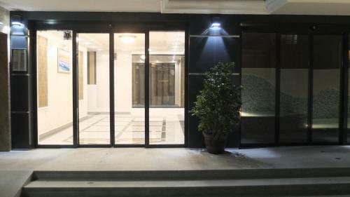 Golden Sea View Apartments