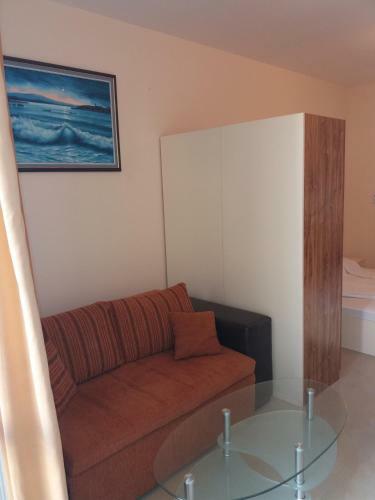 Golden Sea View Apartments
