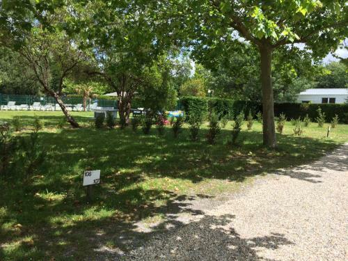 Camping Les Arbousiers