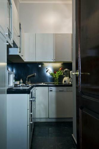 Elia Group Athens Apartments @adrianou 7