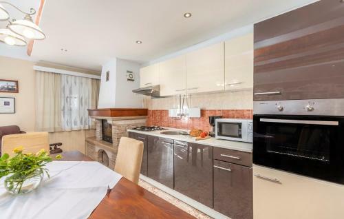 Apartamentos House Peresiji