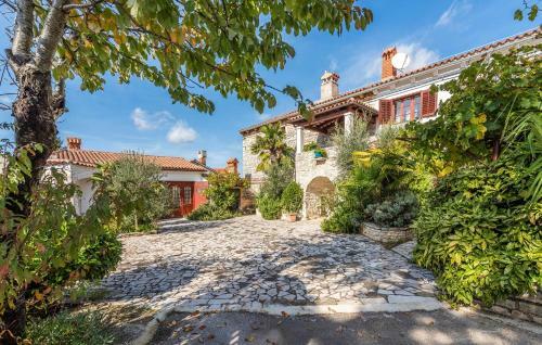Apartamentos House Peresiji