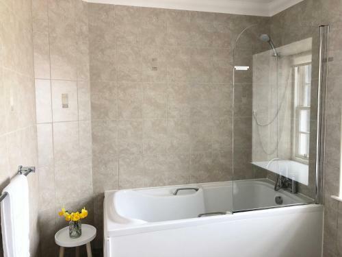 Bed & Breakfast Tarrel Farmhouse
