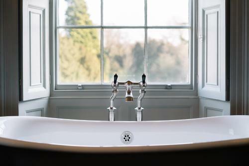 Bed & Breakfast Saltmarshe Hall