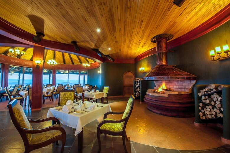 Lake Nakuru Sopa Lodge