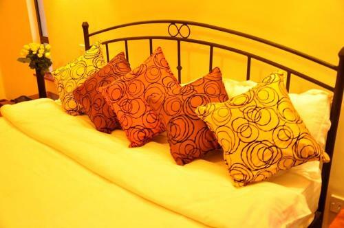 Hotel Cerenata Gardens Suites
