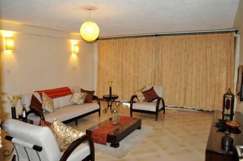 Hotel Cerenata Gardens Suites