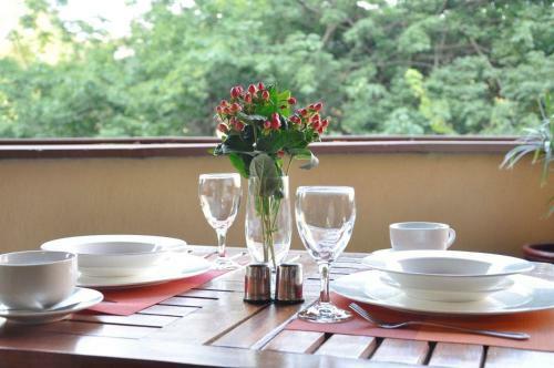 Hotel Cerenata Gardens Suites