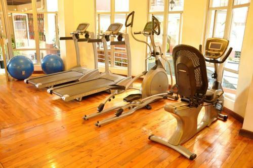 Hotel Cerenata Gardens Suites