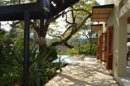 Casa Anapoima Kubik Aqua