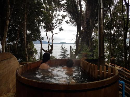 Caba�as Del Lago Huillinco