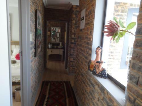 Hostal Oystercatcher Guest House