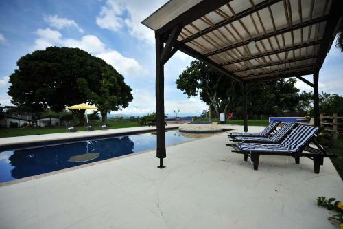 Hotel Hacienda Corcega