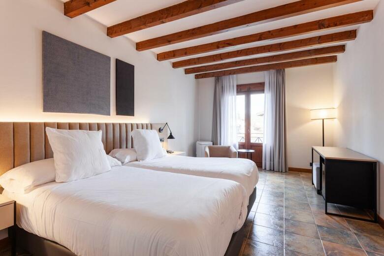 Dwo Rioja Wine Hotel