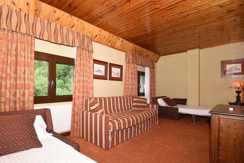 Hotel Rvhotels Tuca