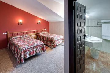 Hotel Mora