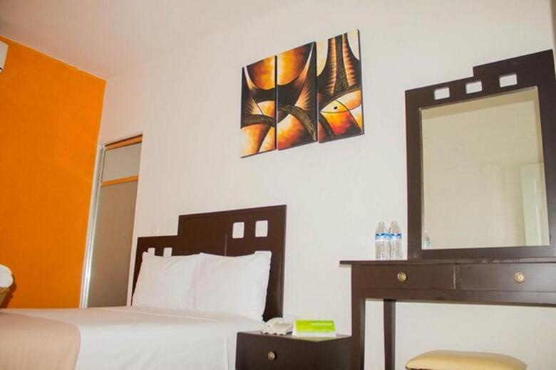 Rosvel Hotel