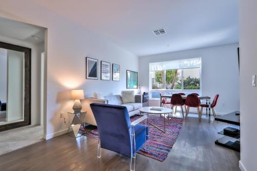 Urban Flat Apartments @ North San Jose