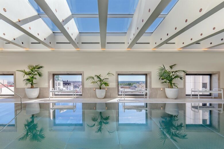 Hotel Barcelo Torre De Madrid