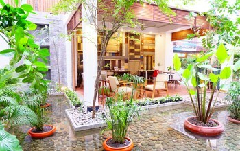 Hotel Saravoan Royal Palace