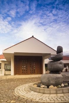 Hotel Medina Del Lago