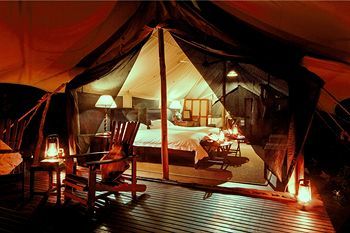Hotel Rhino Walking Safaris