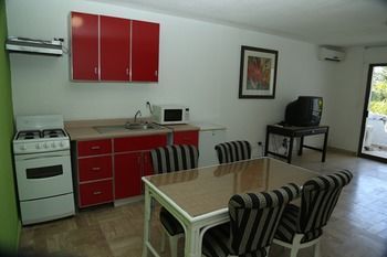 Albergue Bed & Beach & Fun Cancun Hostal