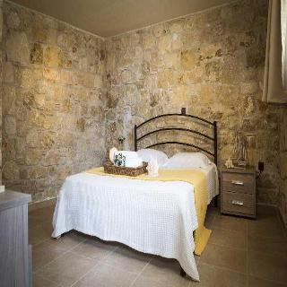 Nefeli Luxury Villas