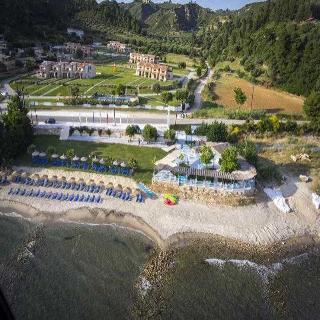 Nefeli Luxury Villas