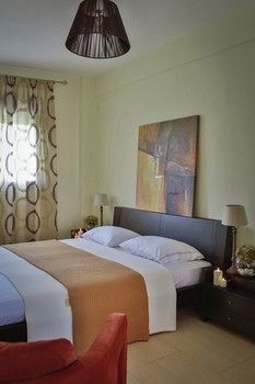 Nefeli Luxury Villas