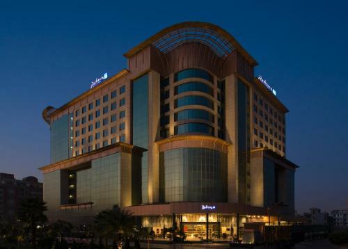 Hotel Radisson Blu Kaushambi Delhi Ncr