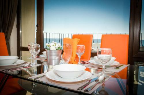 Hotel Premier Fort Cuisine - Full Board