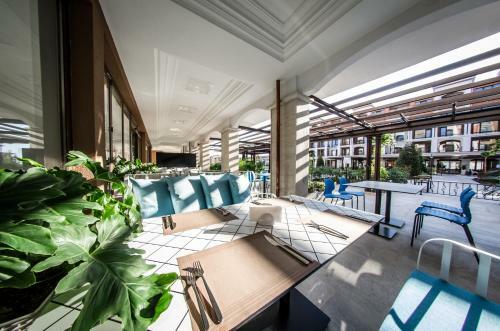 Hotel Premier Fort Cuisine - Full Board