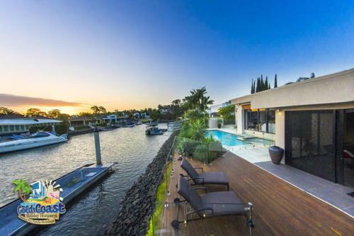 Holiday Home Grandeur On Bay Three