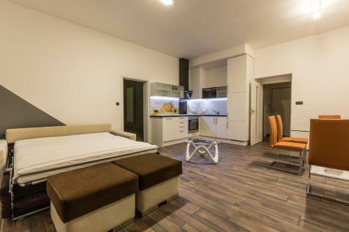 Apartsee H�lkova