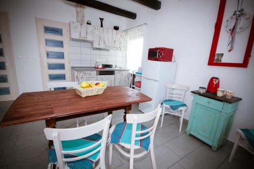 Liliana Apartman �s Cs�nakh�z