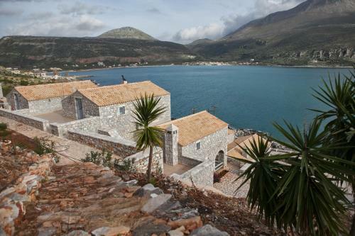 Apartamento ?n Plo Luxury Suites