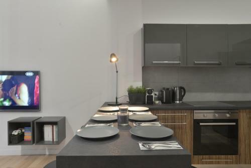 Trendy Olympic Stadium Apartments