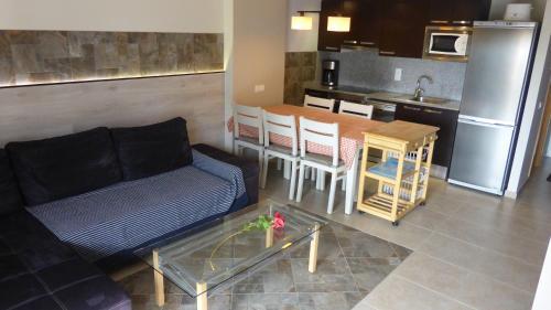 Rnet - Apartments Roses Les Marines