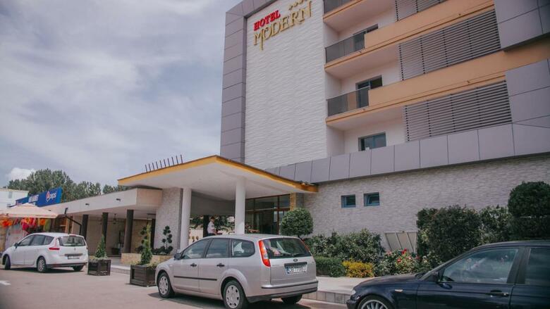 Hotel Modern