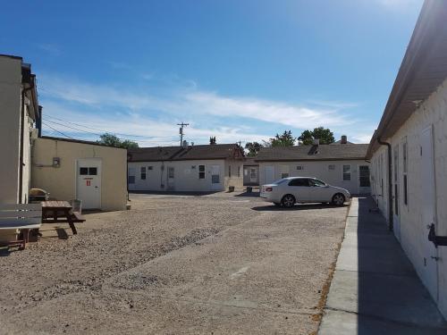 Hat Motel