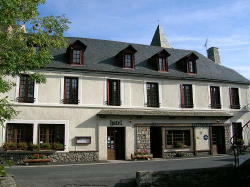 Hotel H�tel Restaurant Du Plomb Du Cantal