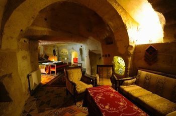Helios Cave Hotel