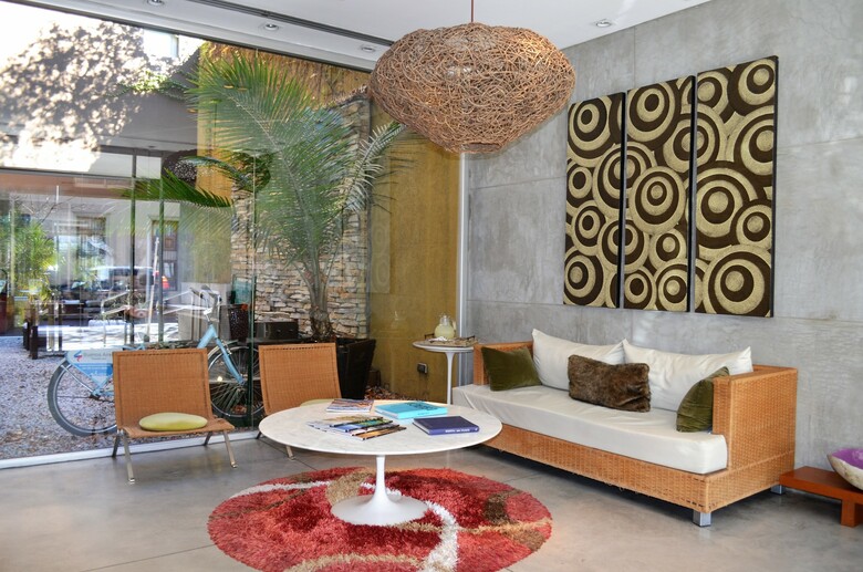 Mine Hotel Boutique